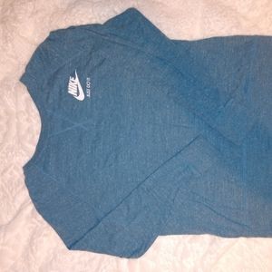 Lightweight Nike sweatshirt
